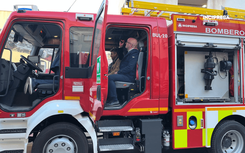 fabricacion camion para bomberos ceuta